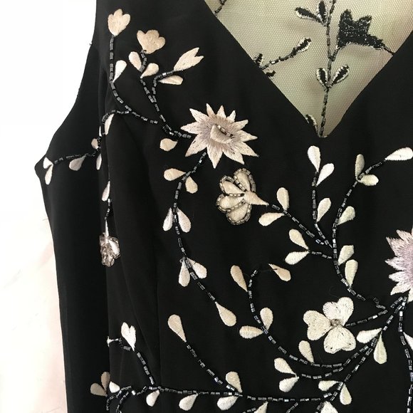 Chica's - Picture 5 of 14